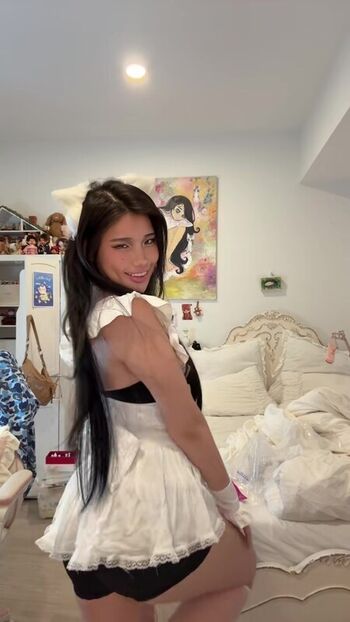 Full leaked Hannahkae private onlyfans photo