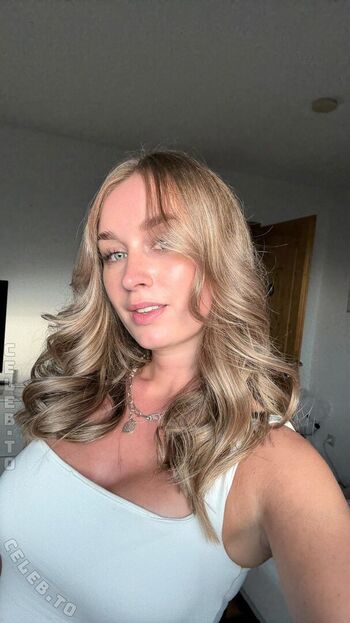 Full leaked Hannifu private onlyfans photo