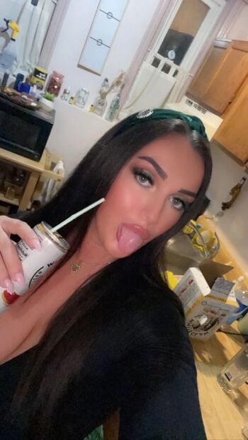 Hayley D