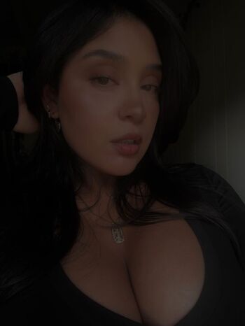 Full leaked Hermosainez private onlyfans photo