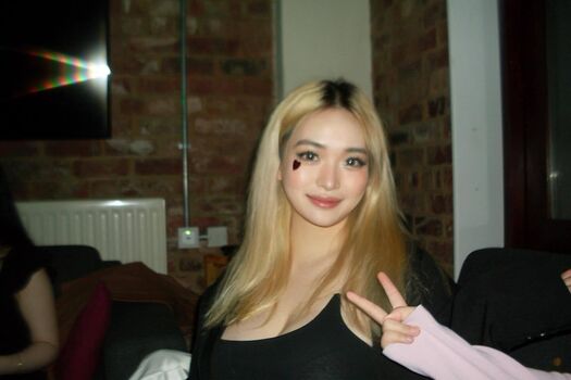 holly_shu_