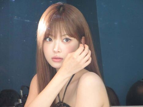 Hong Eunchae 홍은채