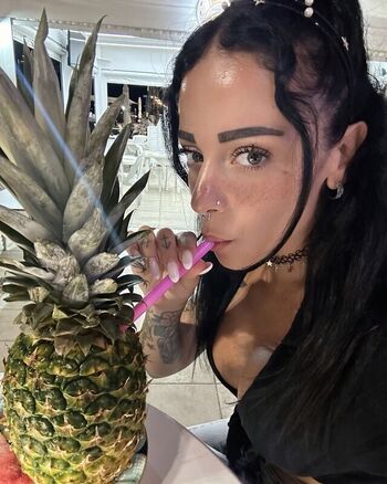 Full leaked Imviolet private onlyfans photo