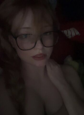 Full leaked Initialelon private onlyfans photo