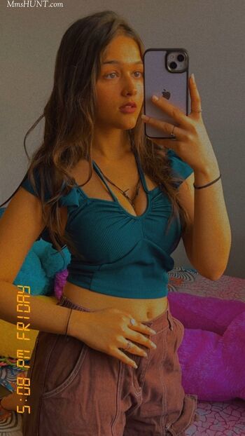 Full leaked Ishuu private onlyfans photo