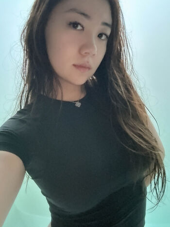 Full leaked Issfanfan private onlyfans photo