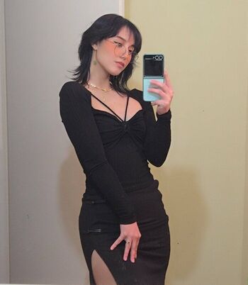 Full leaked Izziibel private onlyfans photo