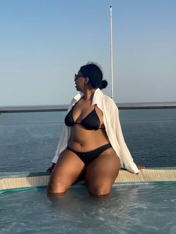 Full leaked Hiyukimos/ private onlyfans photo