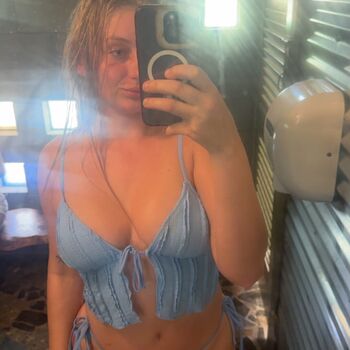 izzybizzybelle