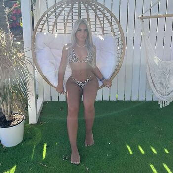 jade_xo_wells