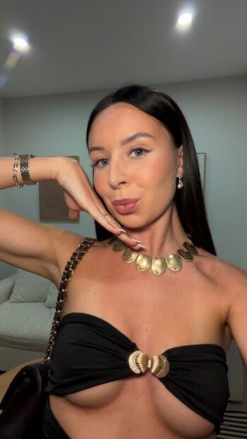 Full leaked Jesssiiiiica private onlyfans photo