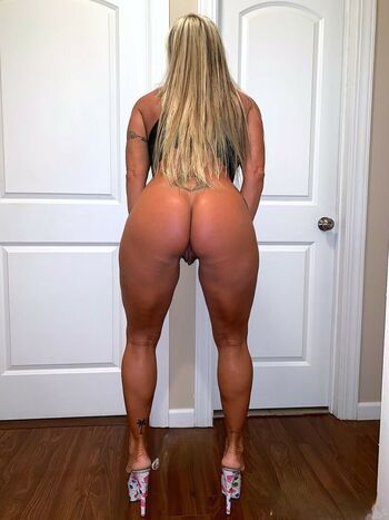 Full leaked Juicy juggs private onlyfans photo