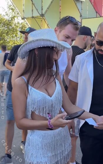 Full leaked Julia hofer private onlyfans photo