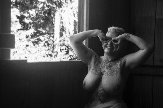 Full leaked Kadichari zoz private onlyfans photo