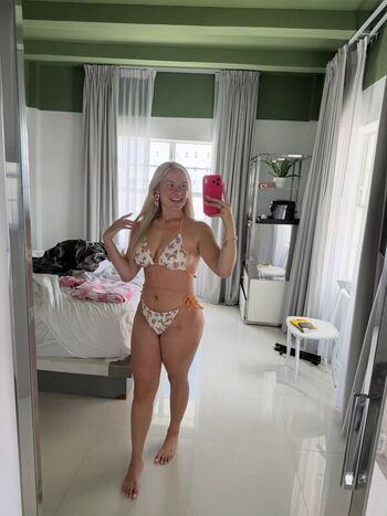 Full leaked Kailiwoop private onlyfans photo