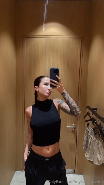 Full leaked Karishamr private onlyfans photo