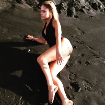Kat Deluna