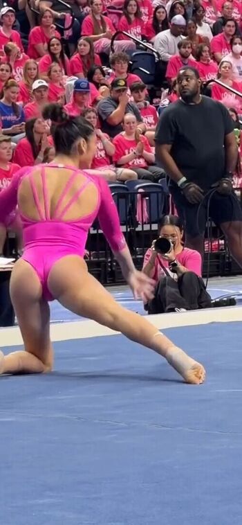 Kayla DiCello