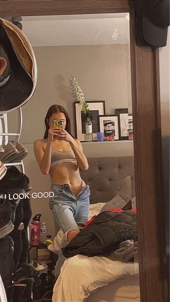 Full leaked Kayla samarian private onlyfans photo