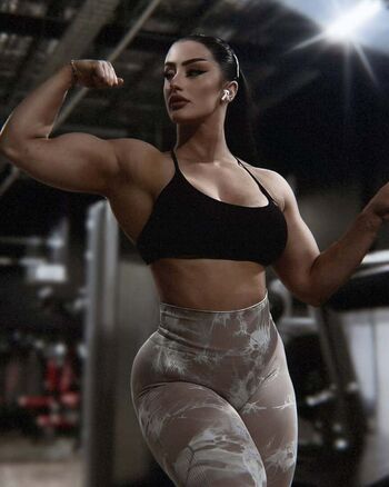Kiki Vhyce