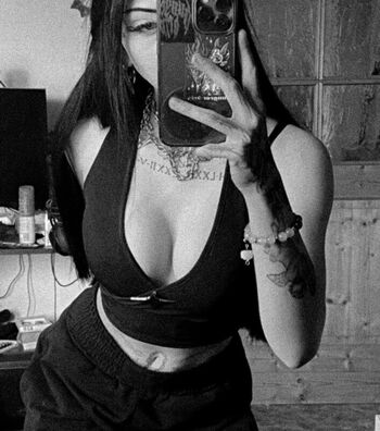 Full leaked Kiratheghoul private onlyfans photo