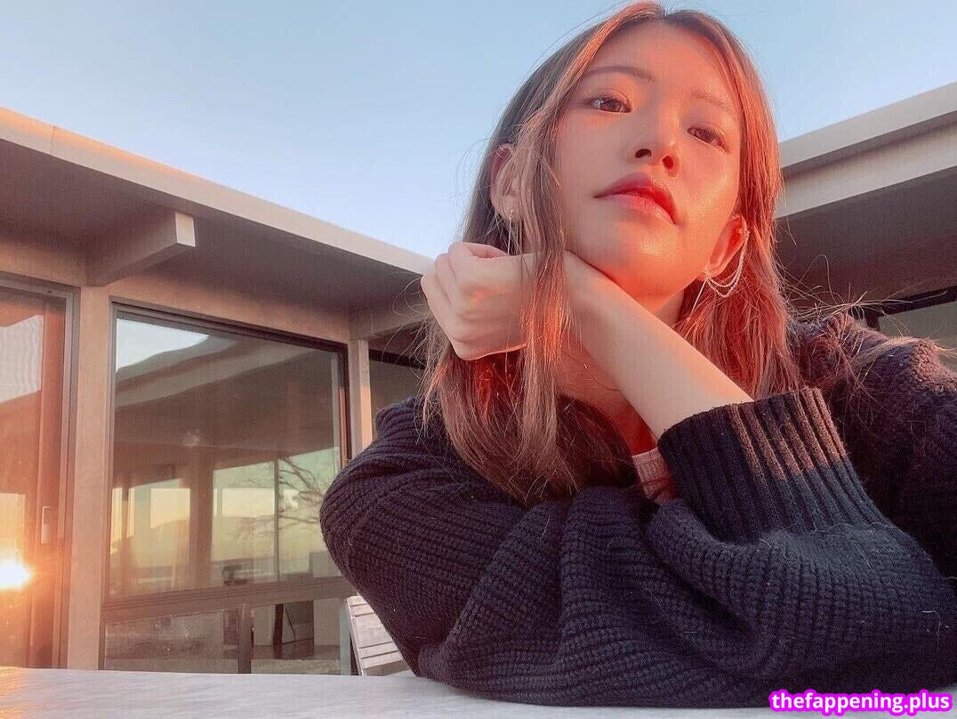 Kkatamina / Miyoung Фото оголеного OnlyFans #306
