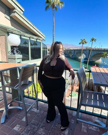 Full leaked Klivinglife private onlyfans photo