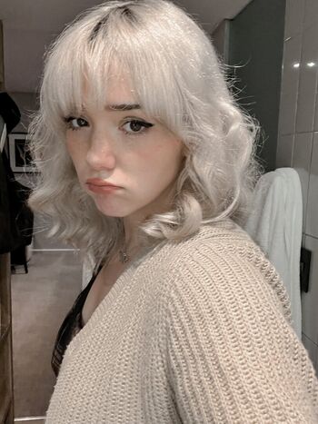 Full leaked Kvwviiju private onlyfans photo