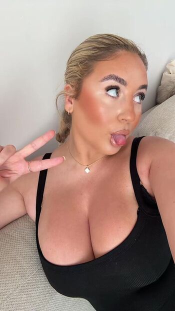 Full leaked L u c i f a i r page private onlyfans photo