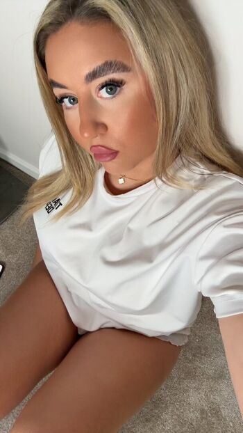 Full leaked L u c i f a i r page private onlyfans photo