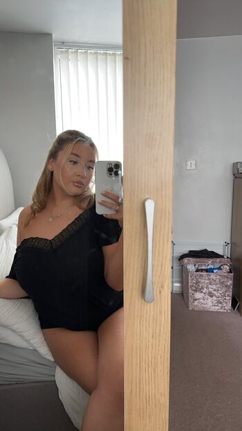 Full leaked L u c i f a i r private onlyfans photo