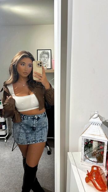 Full leaked L u c i f a i r private onlyfans photo