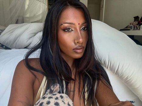 Full leaked Lara raj private onlyfans photo