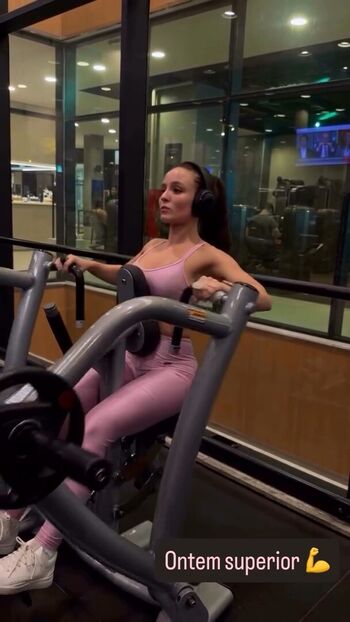 Larissa Manoela