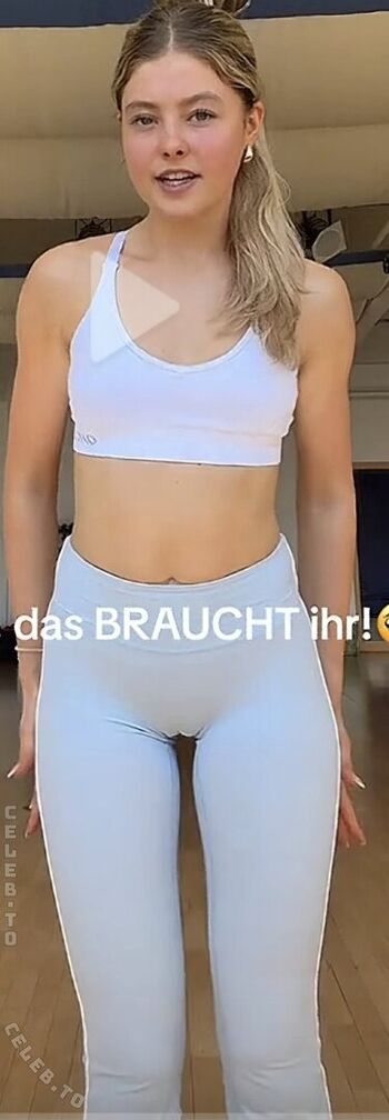 Full leaked Lea alena private onlyfans photo
