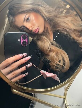 Full leaked Leahgraceex private onlyfans photo
