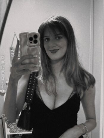 leahrosennamoore