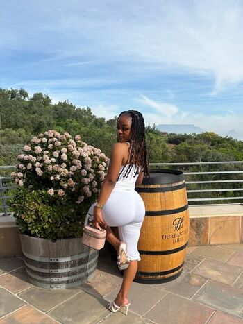 Full leaked Leigh mag private onlyfans photo