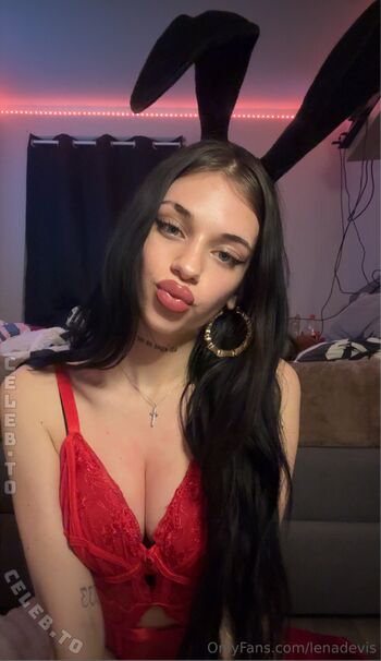Lena Devis