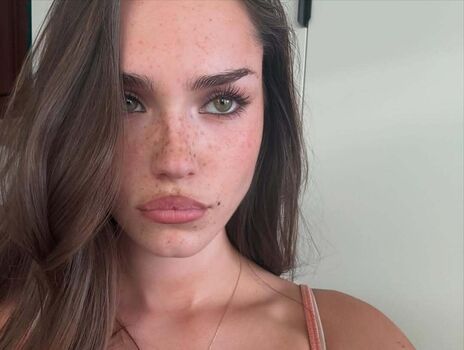 Full leaked Liliameachn private onlyfans photo