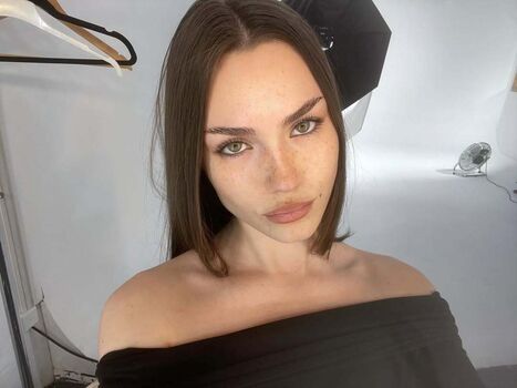 Full leaked Liliameachn private onlyfans photo