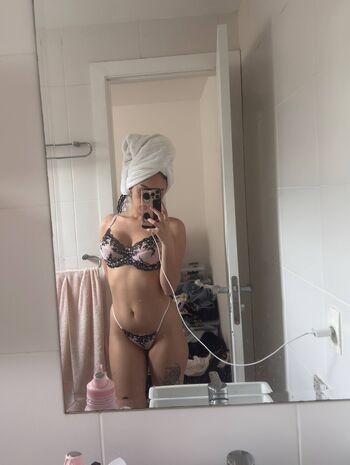 Full leaked Lina private onlyfans photo