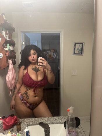 Lipglossdollqueen