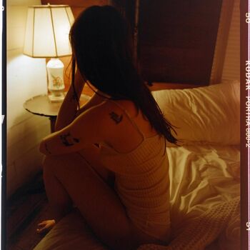 Lizzy McAlpine