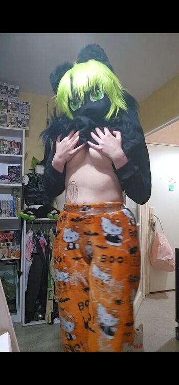 Lorzi Geekette