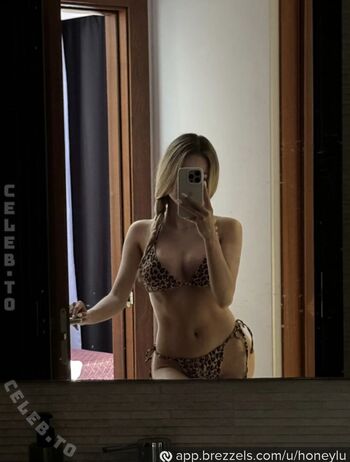 Full leaked Lucil hrl private onlyfans photo