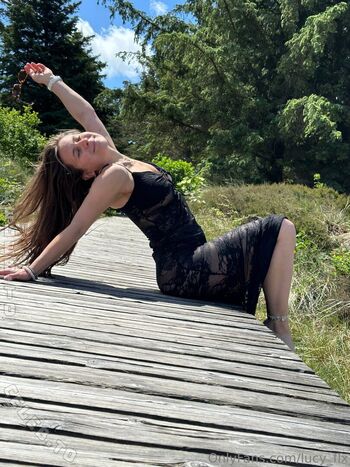Full leaked Lucy schiller private onlyfans photo