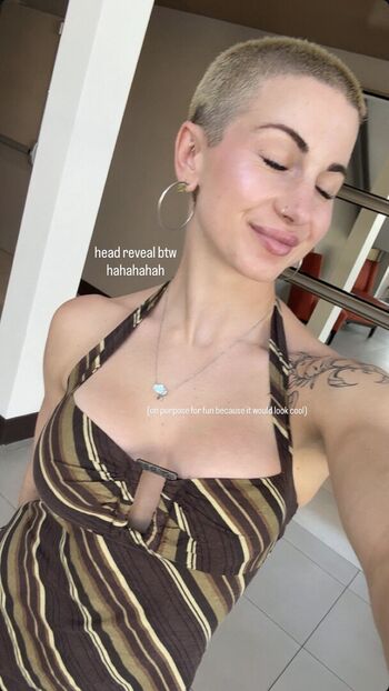 Full leaked Lucycloud private onlyfans photo