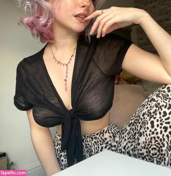 Full leaked M ae private onlyfans photo