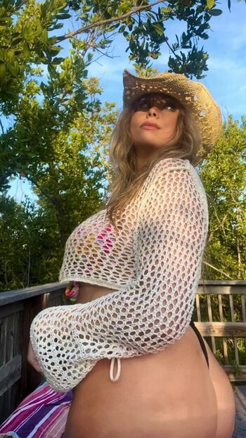 Full leaked Maddie fulcher private onlyfans photo